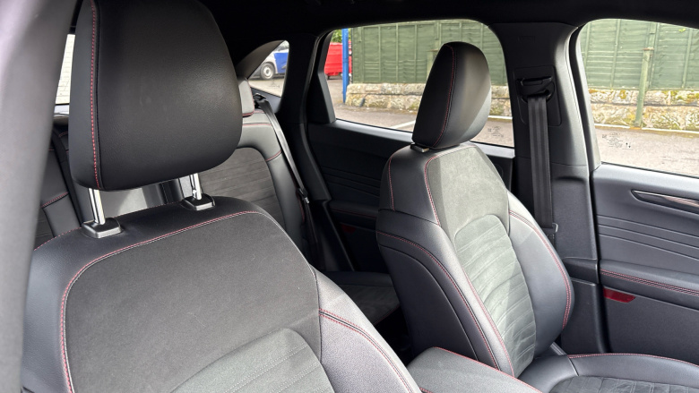 Ford Kuga 2.0 EcoBlue mHEV ST-Line Edition 5dr Diesel Estate